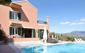 Casa T With Amazing Views In Corfu